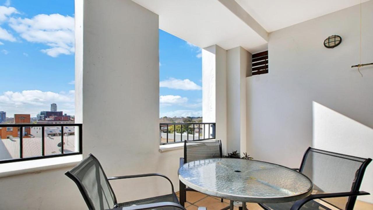 Apartment At Cooper St Σίδνεϊ Εξωτερικό φωτογραφία